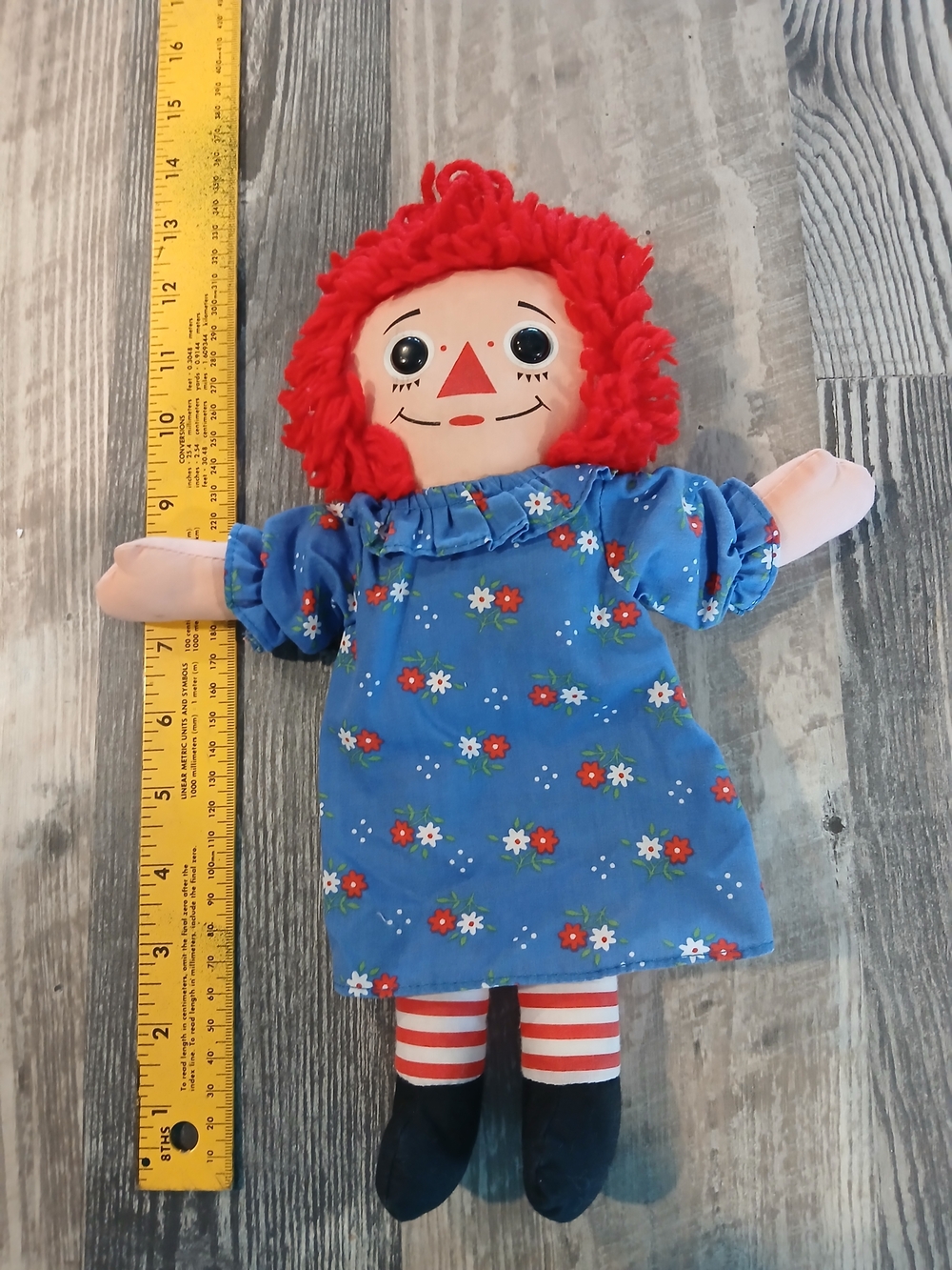 Classic Raggedy Ann Rag Doll Red Yarn Hair  12” vintage  collectible used